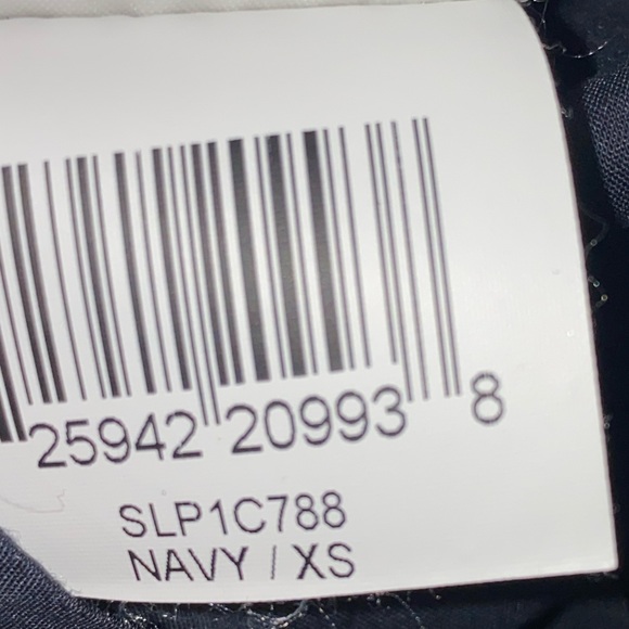 BCBG MaxaZria V Neck Wrap  Short Sleeve Dark Navy almost Bkack Blouse XS - Picture 9 of 11